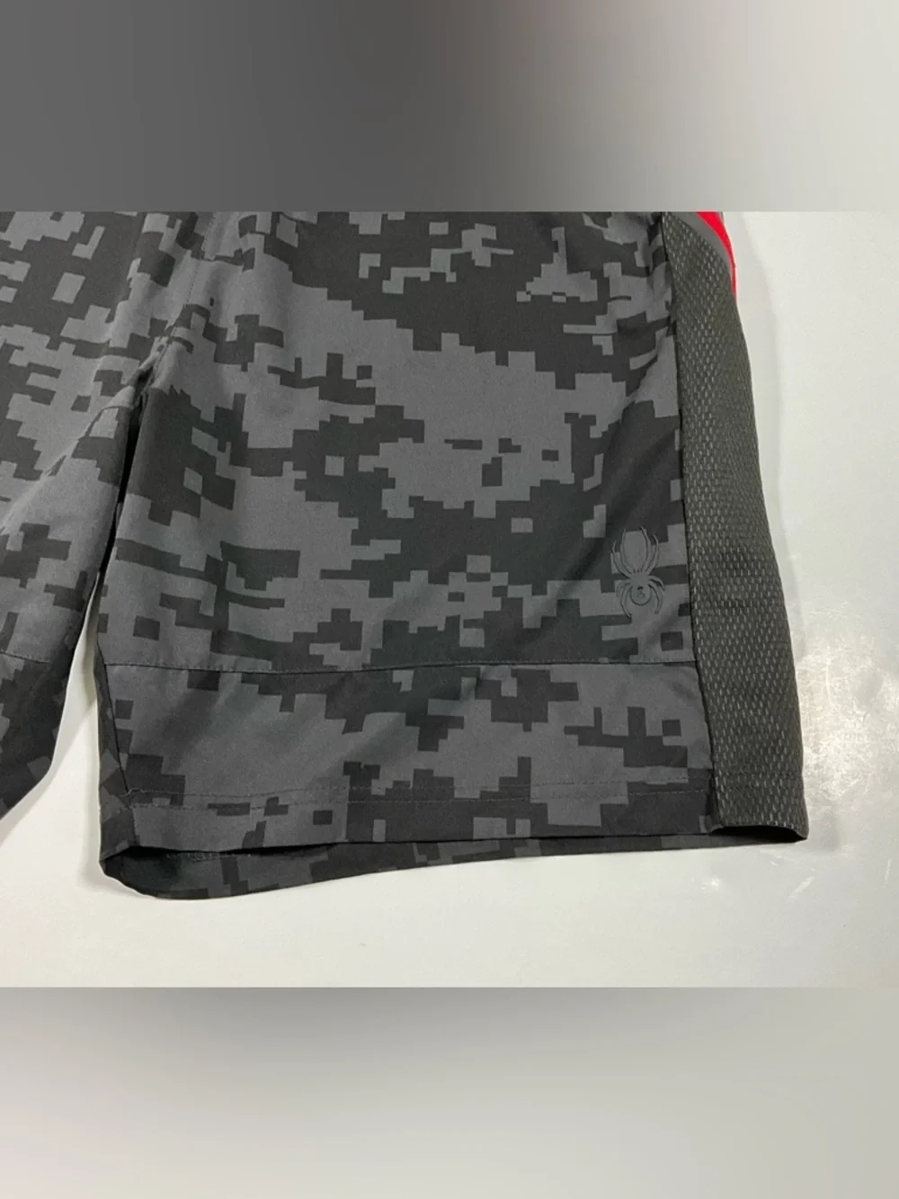 Spyder Active Men’s Athletic Shorts Size Large